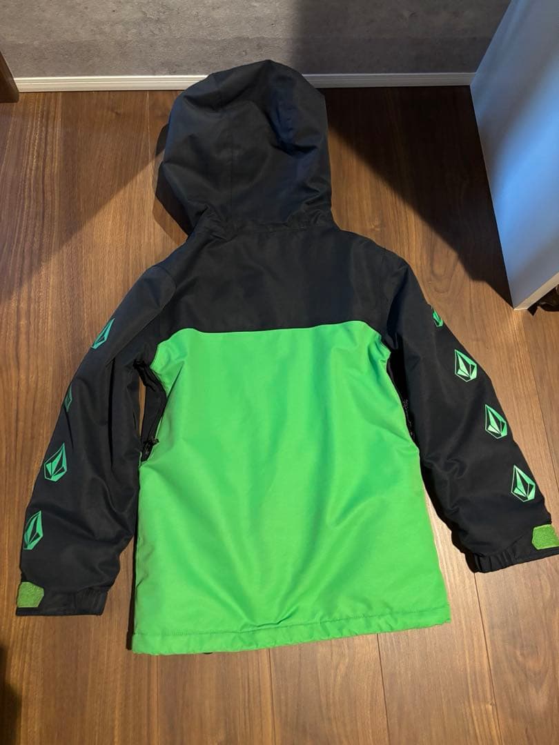 【上下セット】VOLCOM ボルコム キッズスノーウェア　Sサイズ