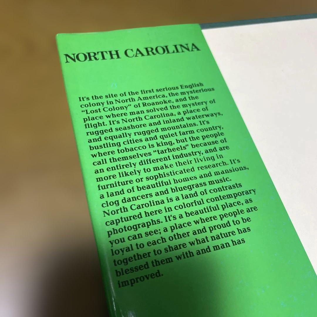 書籍　North Carolina by Ann McCarthy