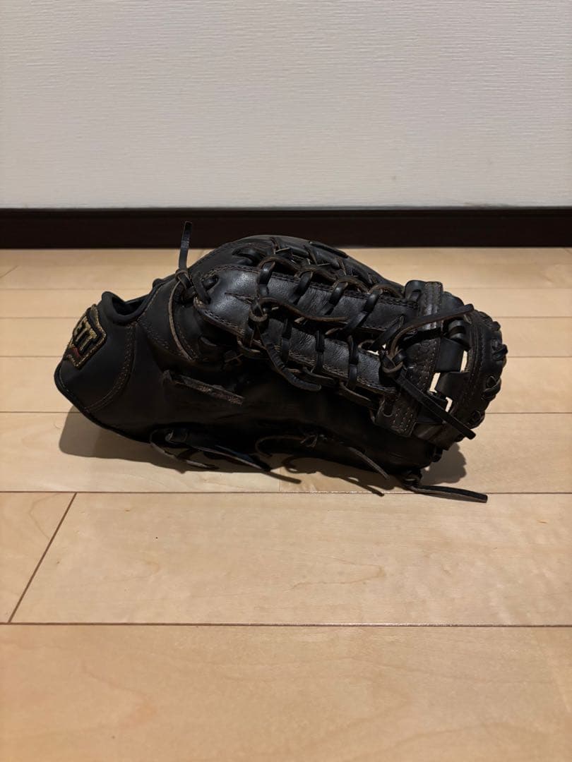 [値下げ中] ZETT プロステイタス　黒 硬式グローブ外野手用