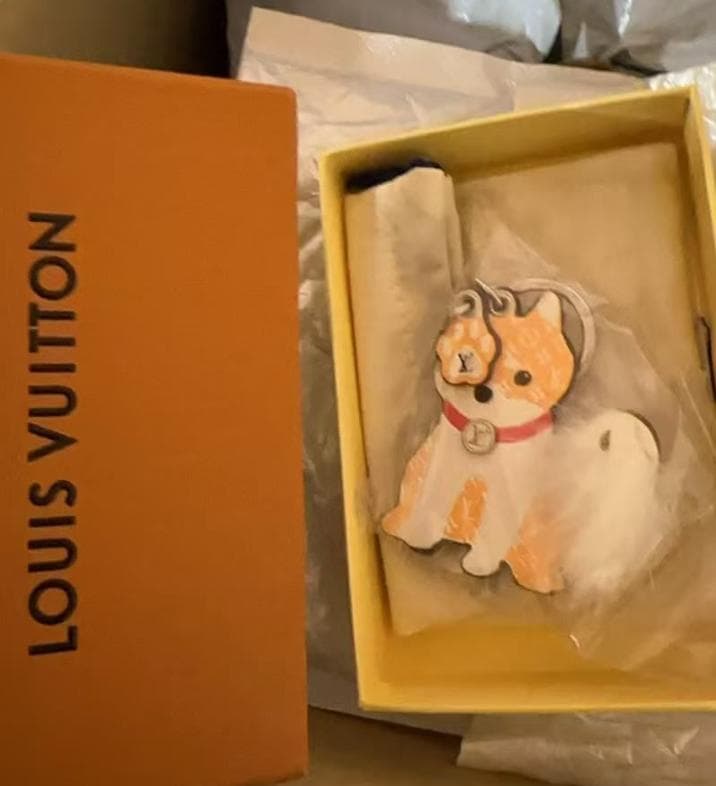 ルイヴィトン ポルトクレ Lv シバ 犬 ドッグ 柴犬 キーリング