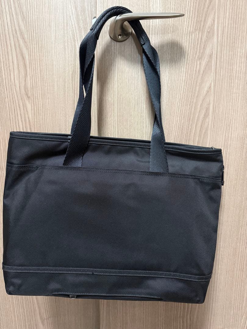 TUMI ブラック トートバッグ