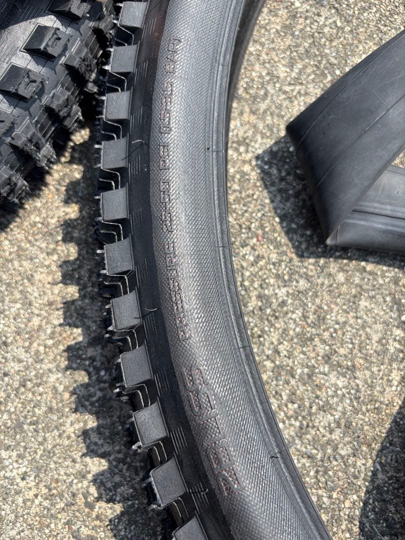 パーツ BUTCHER GRID GRAVITY T9 TLR ENDURO TIRE