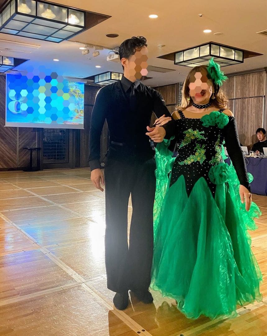 【値下】❤️社交ダンスドレス　ヘッドドレス付き　XL パーティーやトライヤルに
