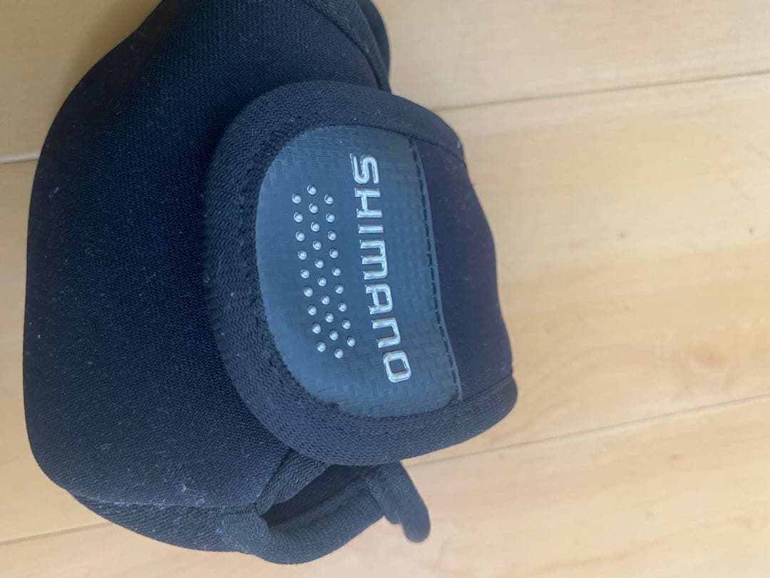 中古美品　シマノ　19カルカッタコンクエストDC200
