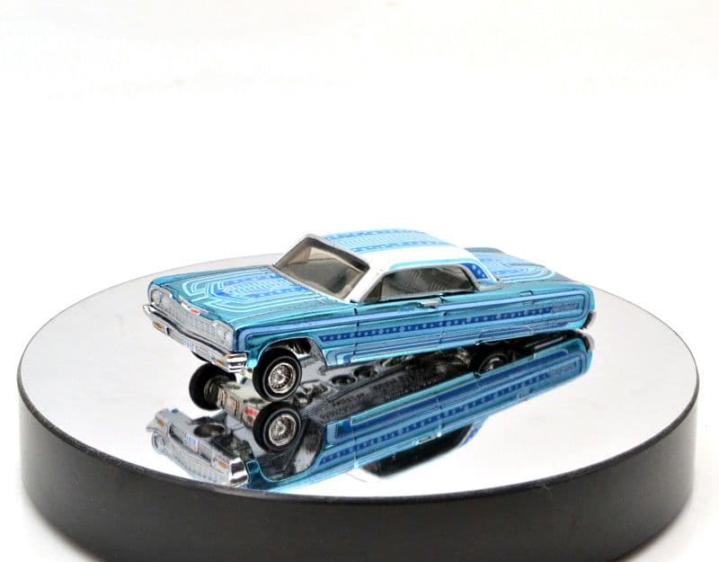 スペシャルエディション- スノーマン　'64 インパラ