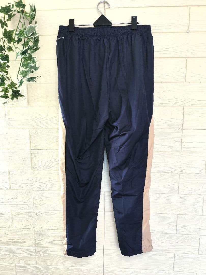 【美品】ウィンドブレーカー　ナイロンジャケット　PUMA　XL レディース