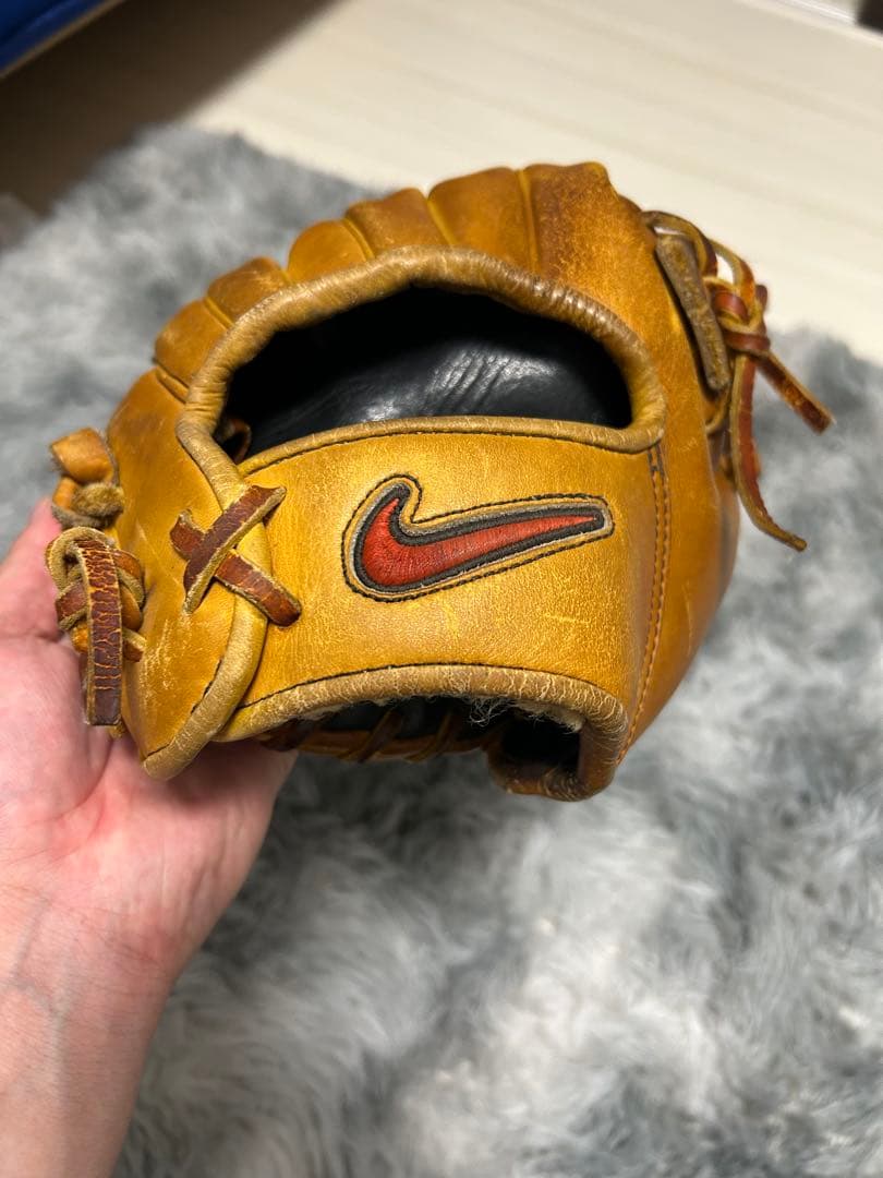 軟式グローブNike ブラウン　ダイヤモンドプロ