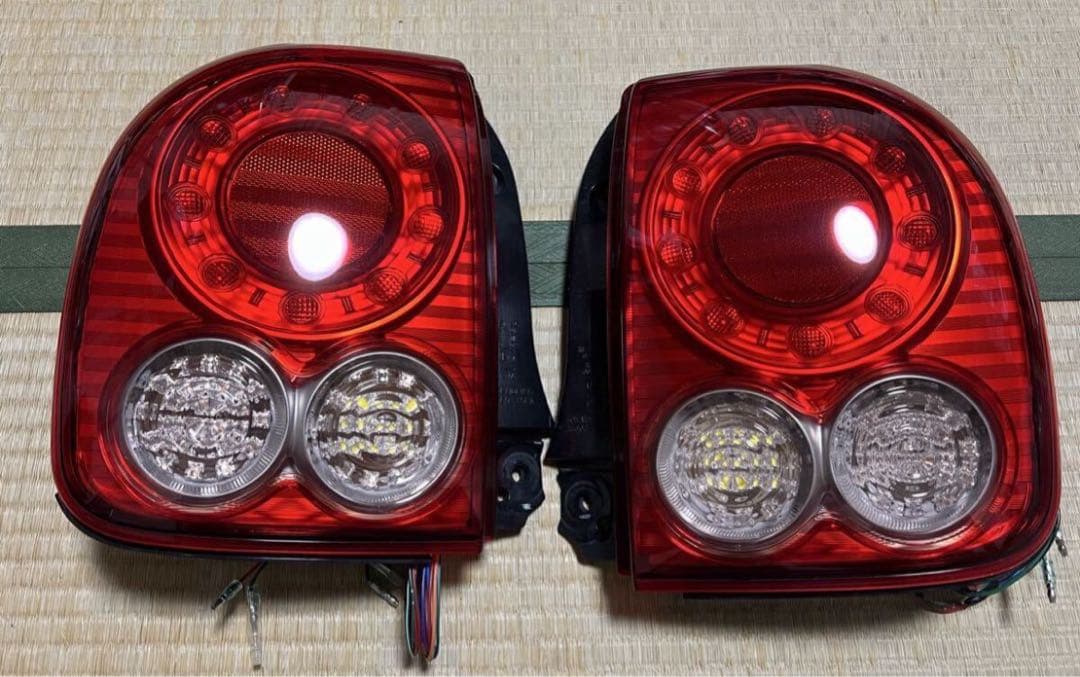 HE22S ラパン　LED ヘッドライトのみLED 流星　ZKS塗装