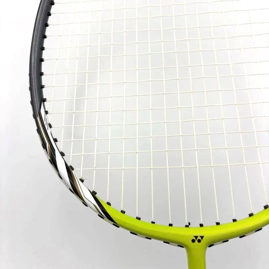 美品　ヨネックス　ナノスピード77　バトミントン ラケット　YONEX