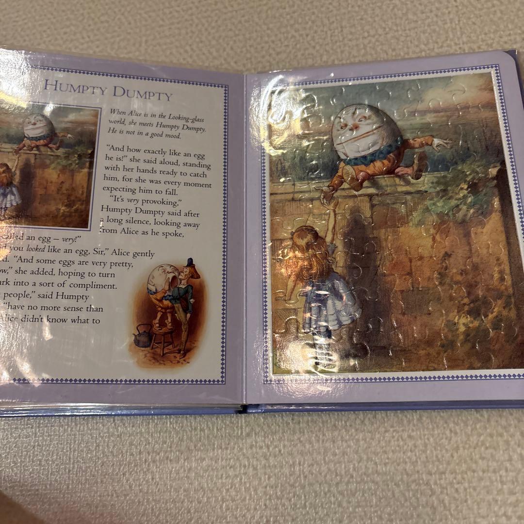 Alice in Wonderland Mini Jigsaw Book パズル