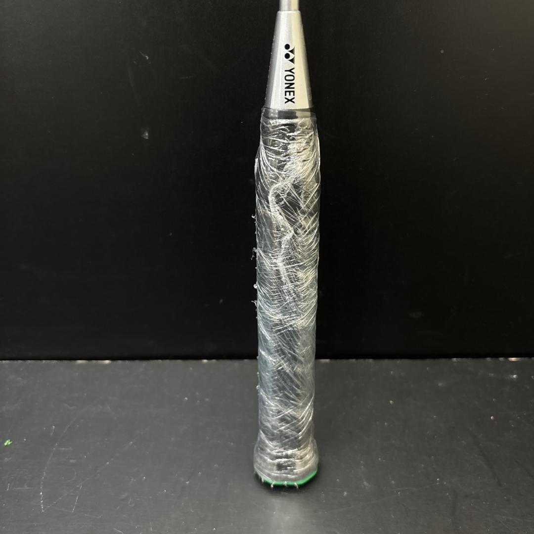YONEX　ヨネックス　ARCSABER　7　バトミントンラケット　ガット無し