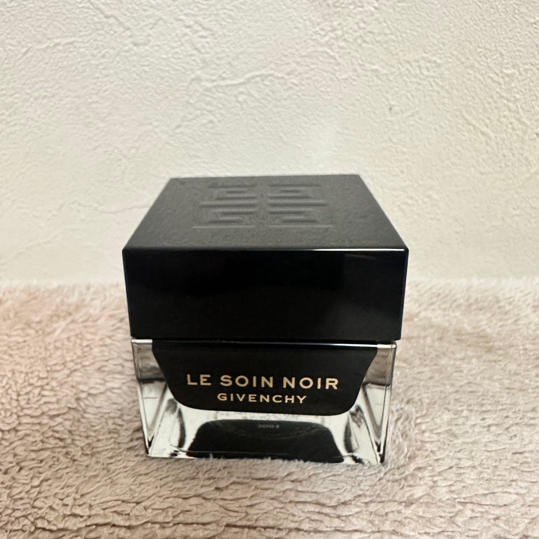 新品 GIVENCHY ソワンノワールクレームＮ