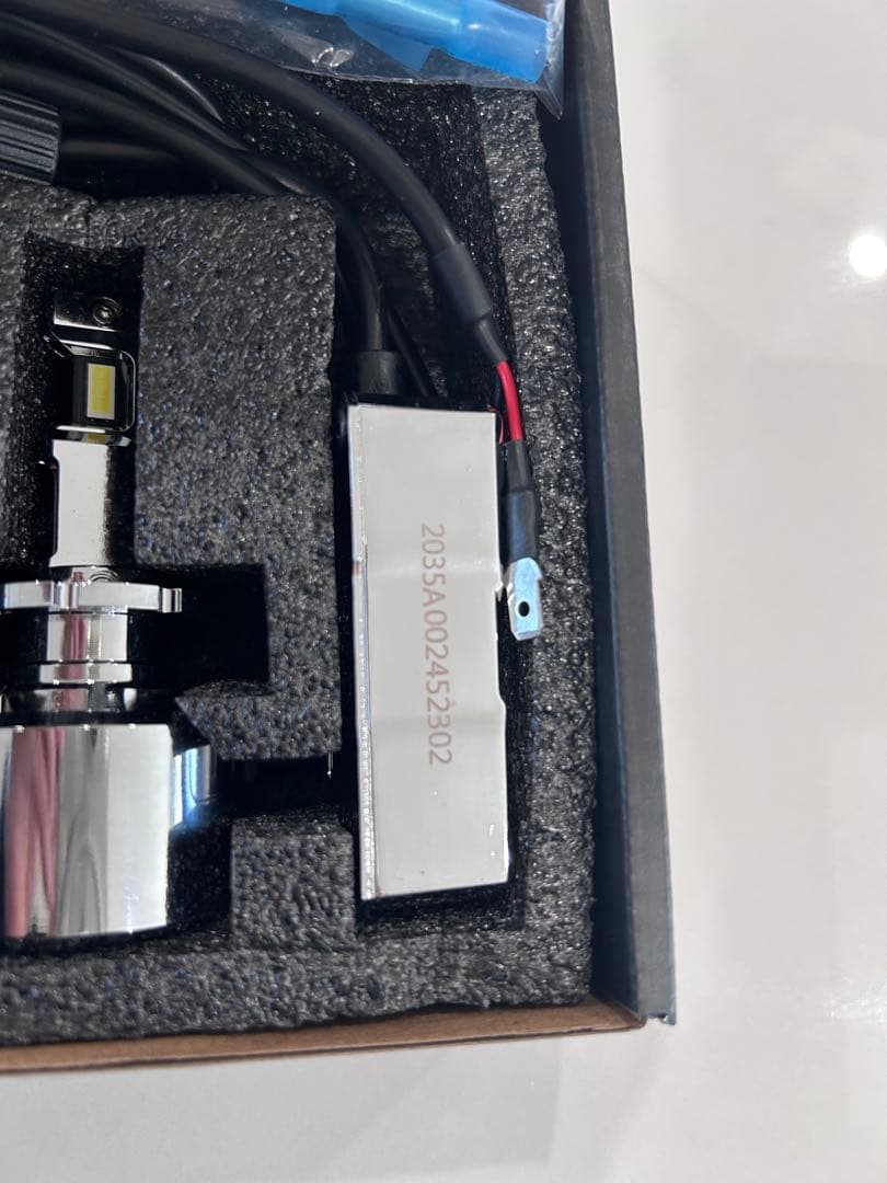 HID屋 Qシリーズ68400カンデラ　D4Sヘッドライト 車検対応 未使用品