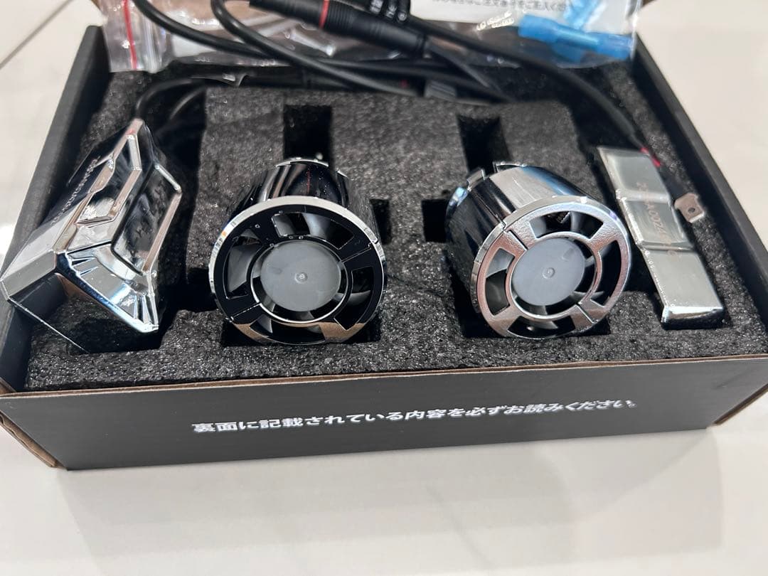 HID屋 Qシリーズ68400カンデラ　D4Sヘッドライト 車検対応 未使用品