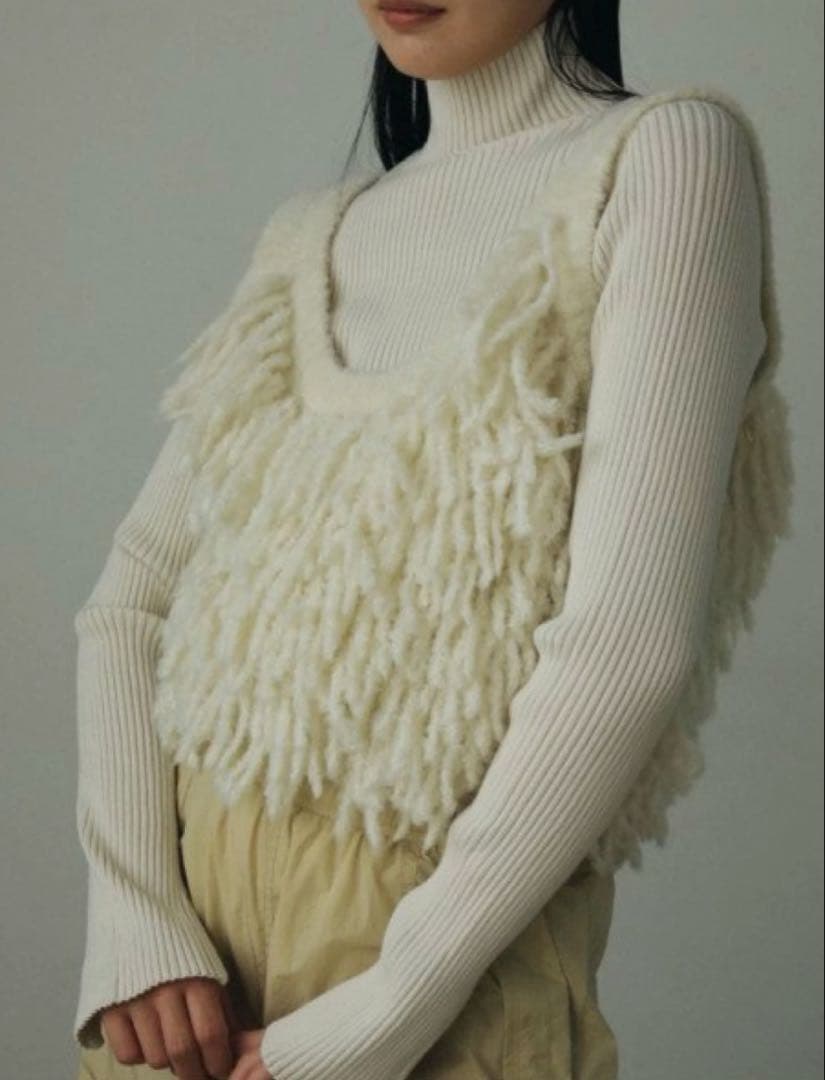 【anuke】アンヌーク　Fringe Knit Bustier アイボリー