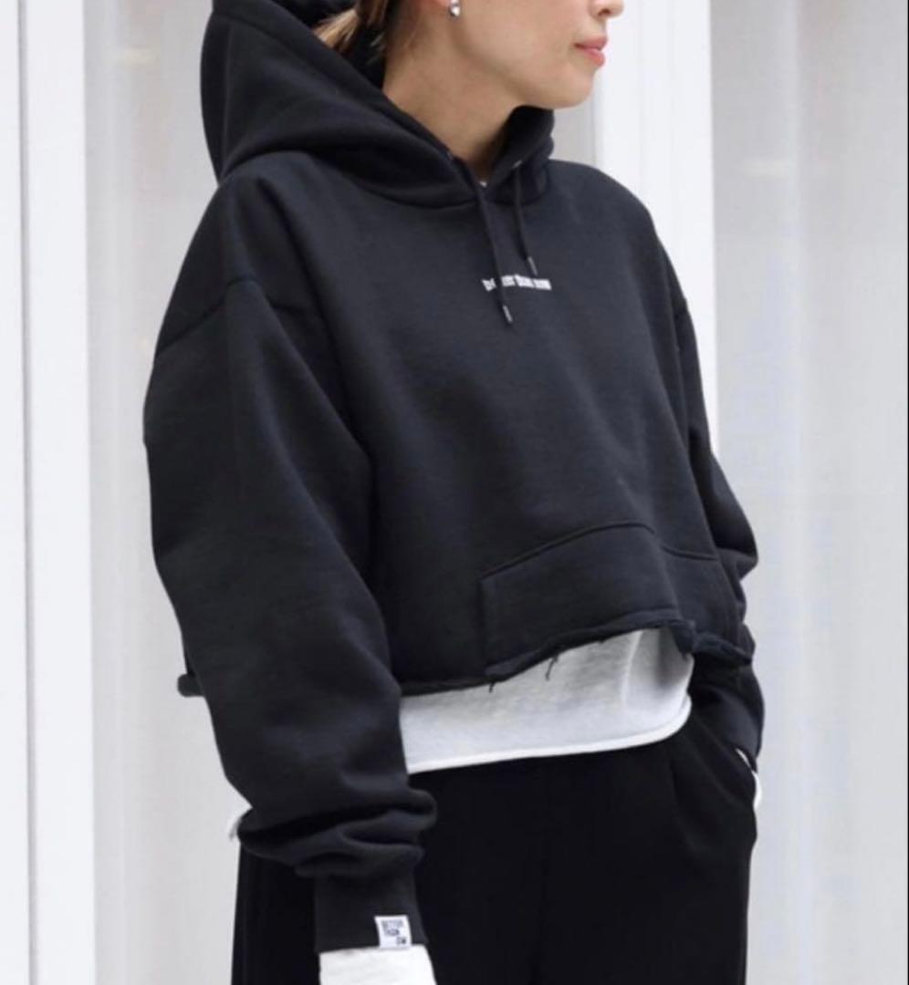 【新品タグ付】Deuxieme Classe BTN short hoodie