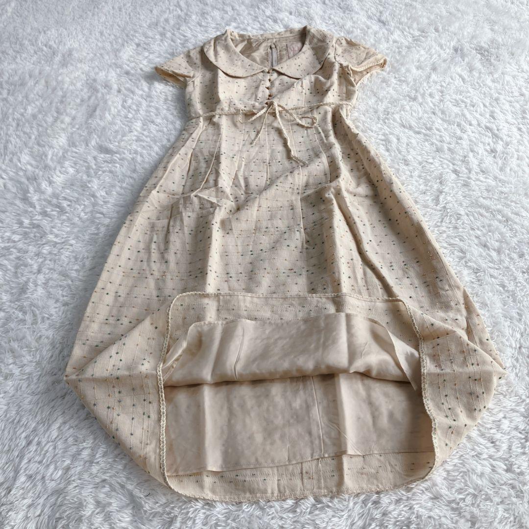 シビラ　ワンピース　ウエストリボン　襟　刺繍 ボタン　ミモレ丈