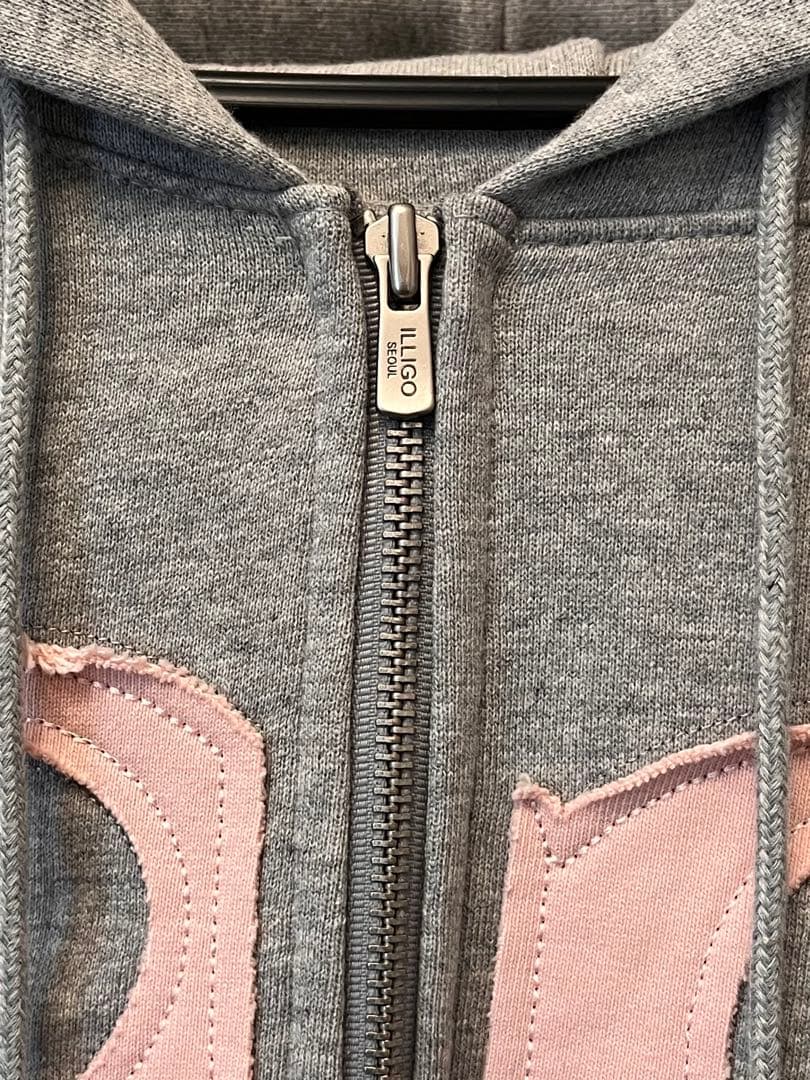 ILLIGO イリゴ ロゴパッチフードパーカー　グレーM