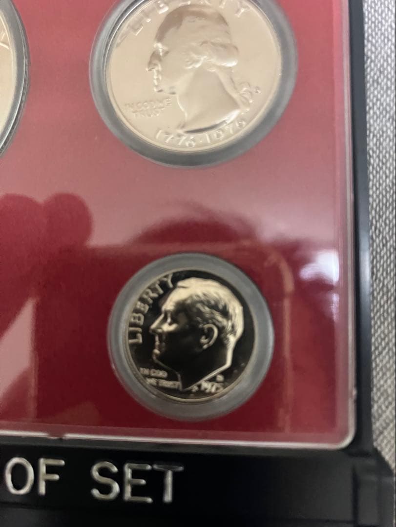 1975年 アメリカ建国200年記念硬貨入り。アメリカ・プルーフ貨幣セット