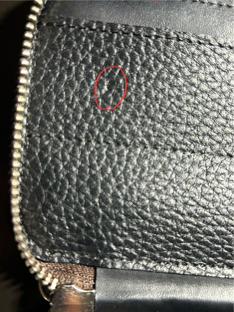 値下げ致しました ラダイト　ラウンドジップペンケース　エッセンシャル　ADRIA