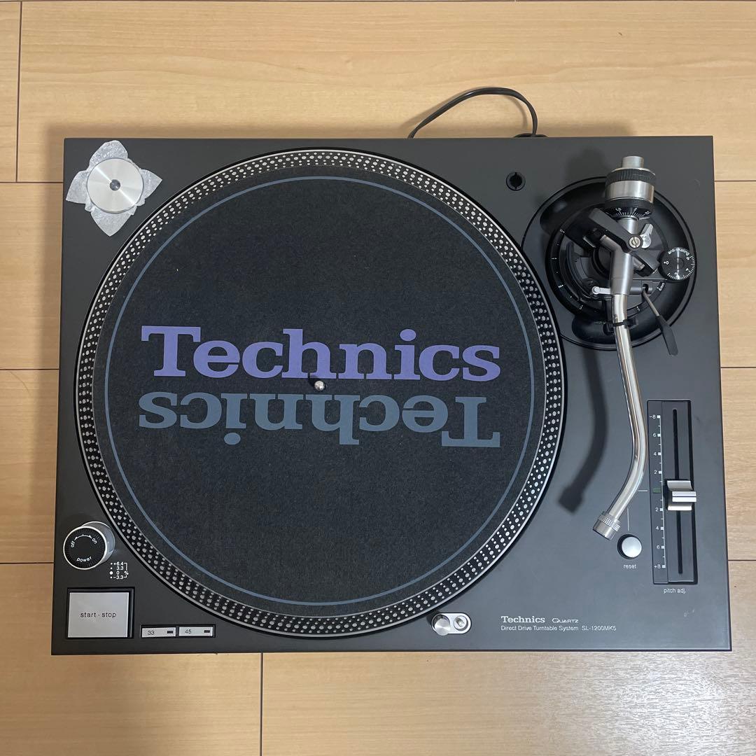 Technics SL-1200 MK5 ターンテーブル