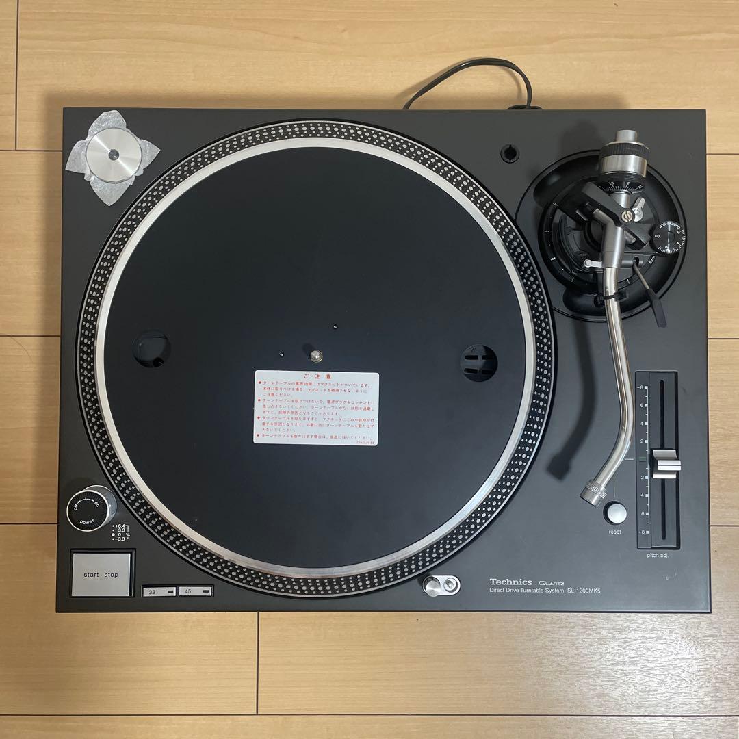 Technics SL-1200 MK5 ターンテーブル