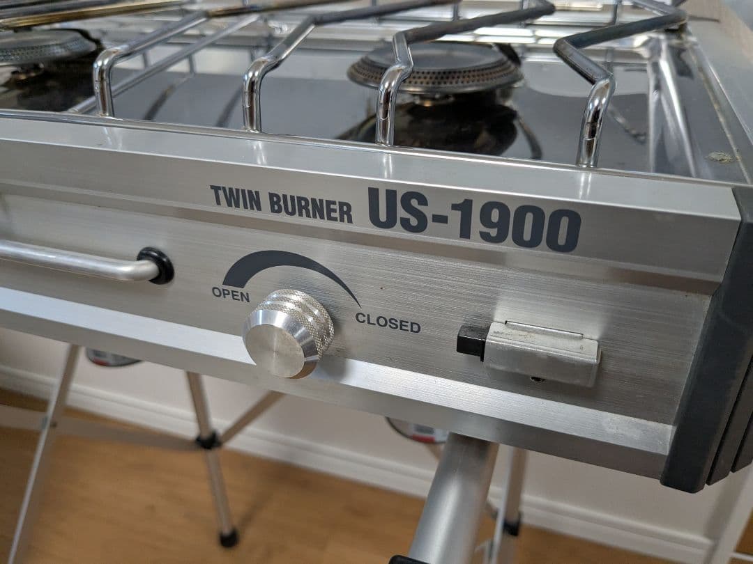 【訳あり】ユニフレーム　ツインバーナーUS-1900＋スタンド