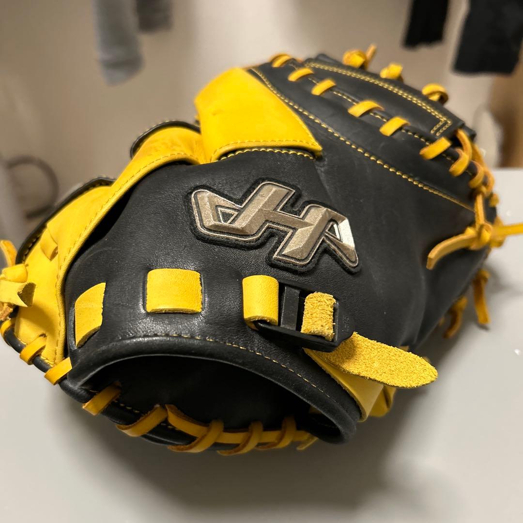 JH 黒と黄色 野球グローブ