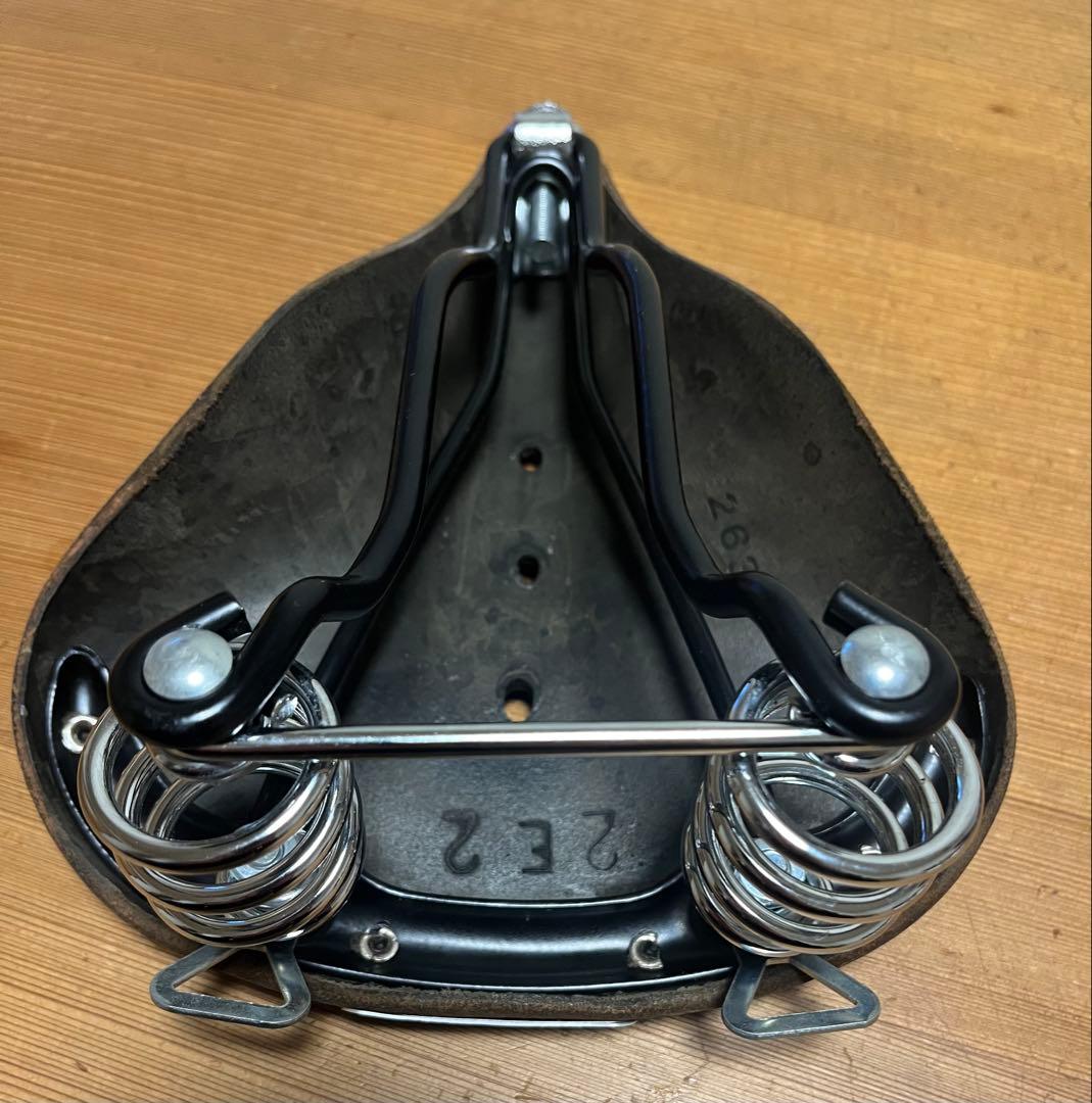 Brooks ブルックス　サドル