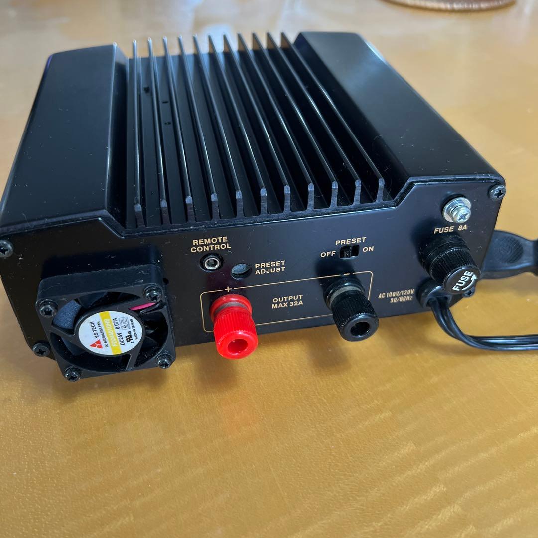ALINCO MAX 32A 無線機器用安定化電源器 DM-330MV
