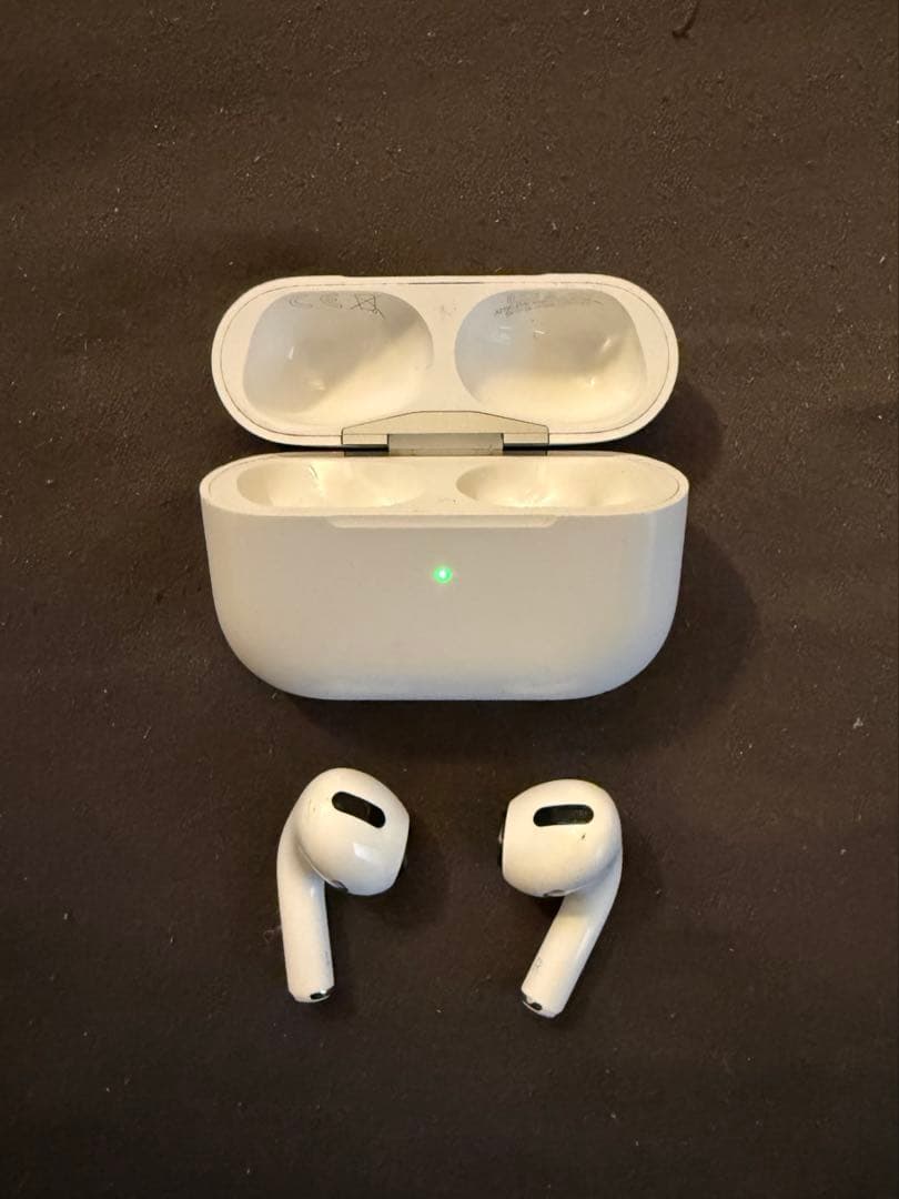 あ*ら様 Apple AirPods Pro MLWK3JA