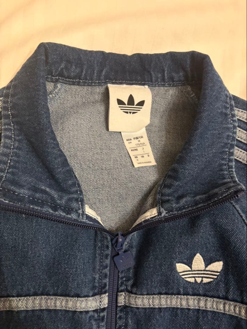 adidas アディカラー ファーストブルー デニム トラックトップ
