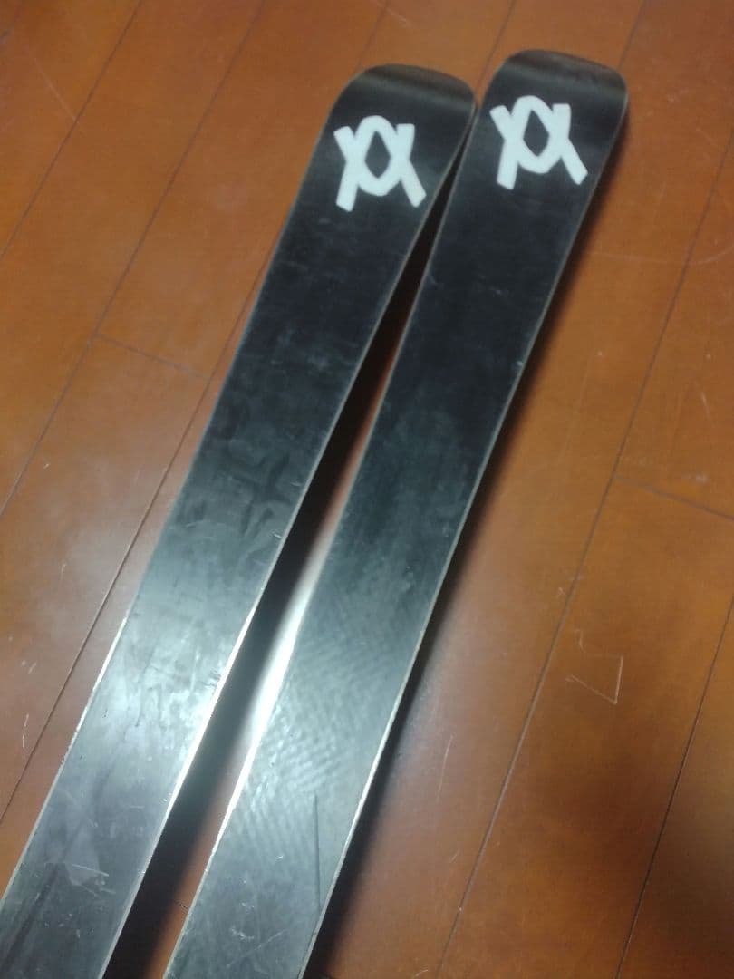 【フリースタイル☆】128cm　VOLKLスキー板♪　ツインチップ！