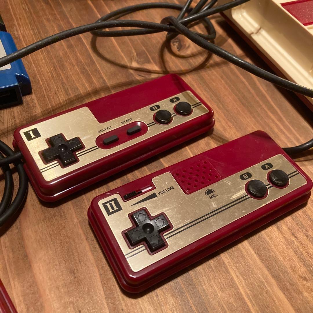ファミコン本体　ソフト8本　ハドソンジョイカード