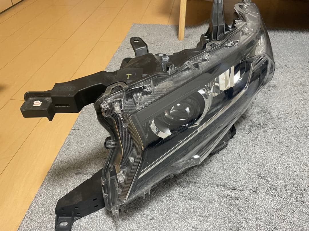 プラド150後期ヘッドライト
