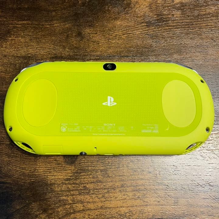 TERRY PS Vita（PCH-2000）Wi-Fiモデル 他付属品