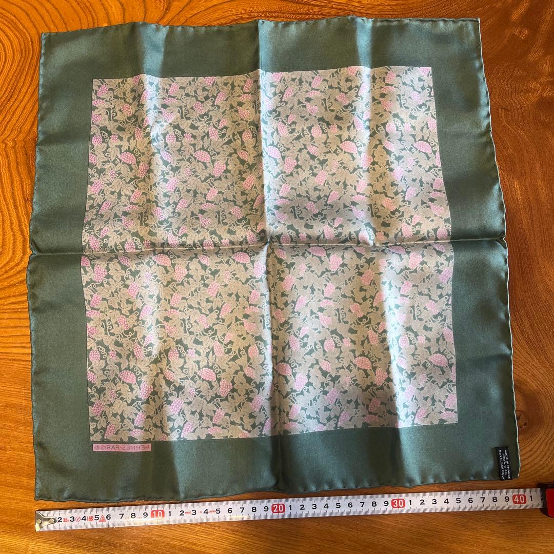 エルメス　スカーフ　40×40 美品　お値下げしました！