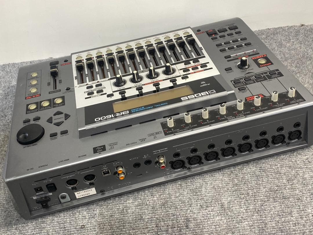 BOSS BR-1600 MTR マルチトラックレコーダー