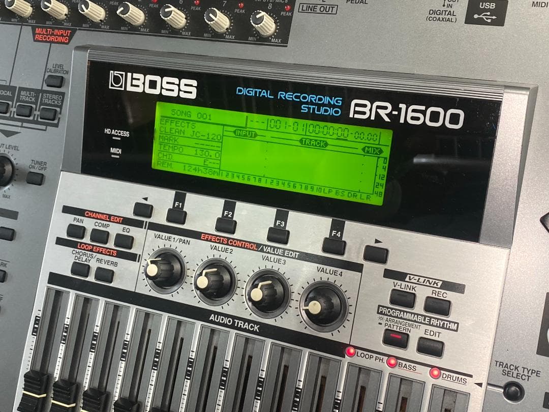 BOSS BR-1600 MTR マルチトラックレコーダー
