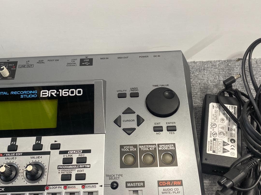 BOSS BR-1600 MTR マルチトラックレコーダー
