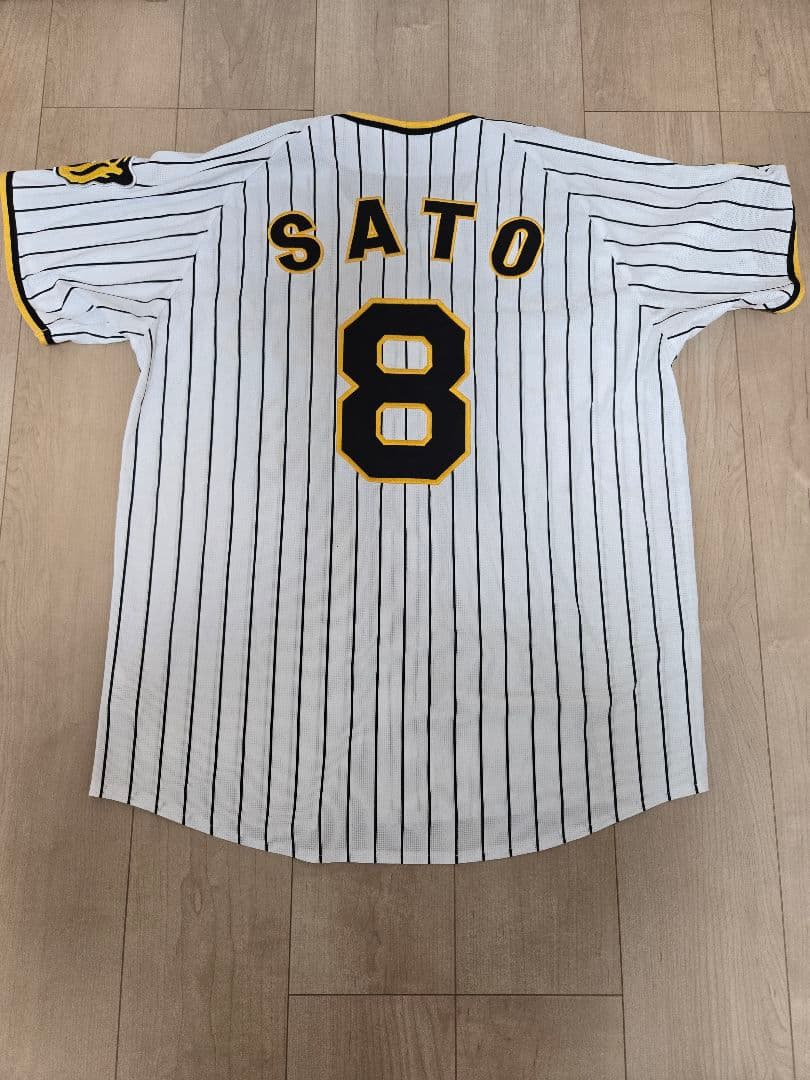 阪神タイガース レプリカユニフォーム佐藤選手 サイズL