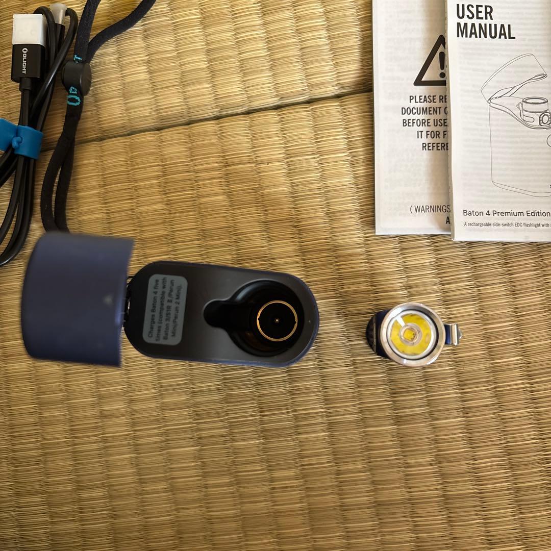Olight Baton 4 Premium Edition 懐中電灯