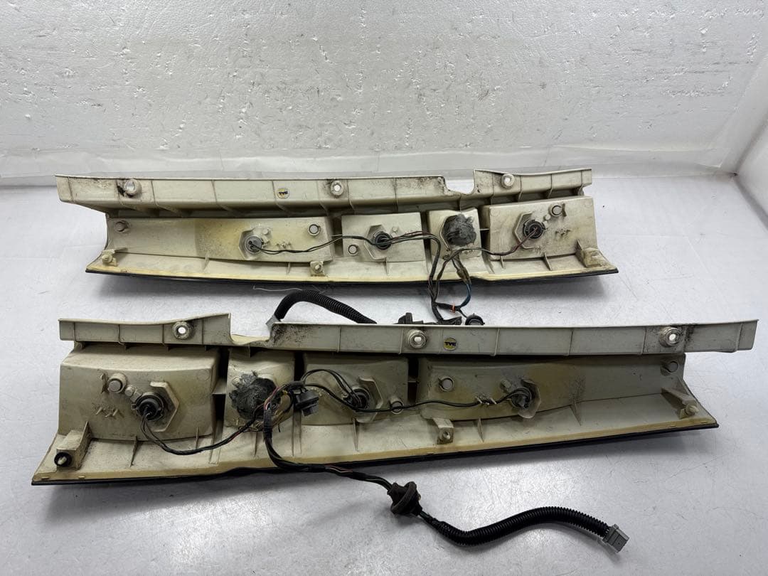 RF3 RF4 ステップワゴン前期 LEDテールライトテールランプ 左右 セット