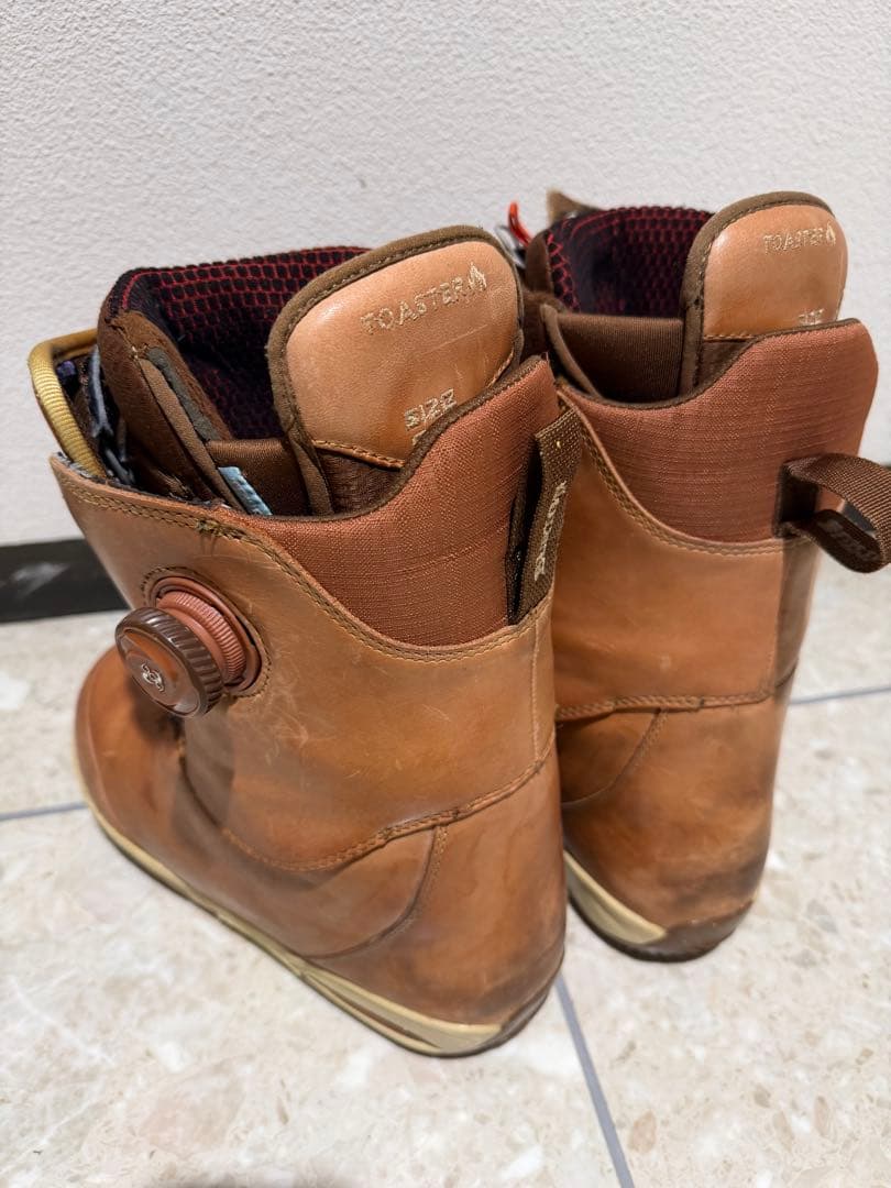 【Red Wing】レザー x Burton シュプリームスノーボードブーツ