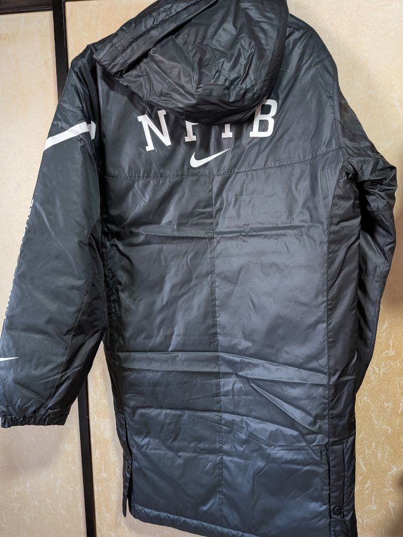 Nike NFTB ベンチコート ブラック