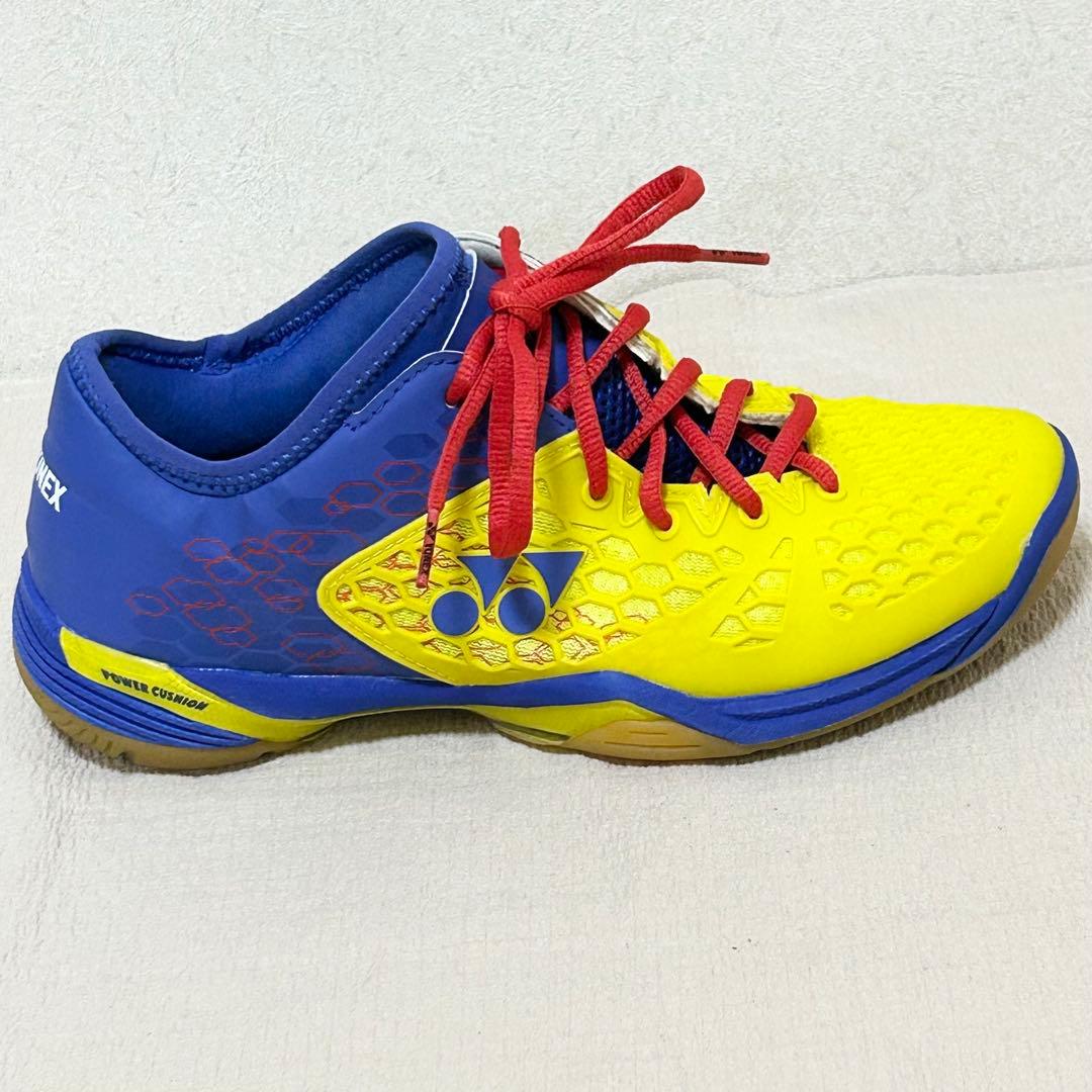 ✨数量限定モデル✨ 【YONEX】 ヨネックス バドミントンシューズ イエロー