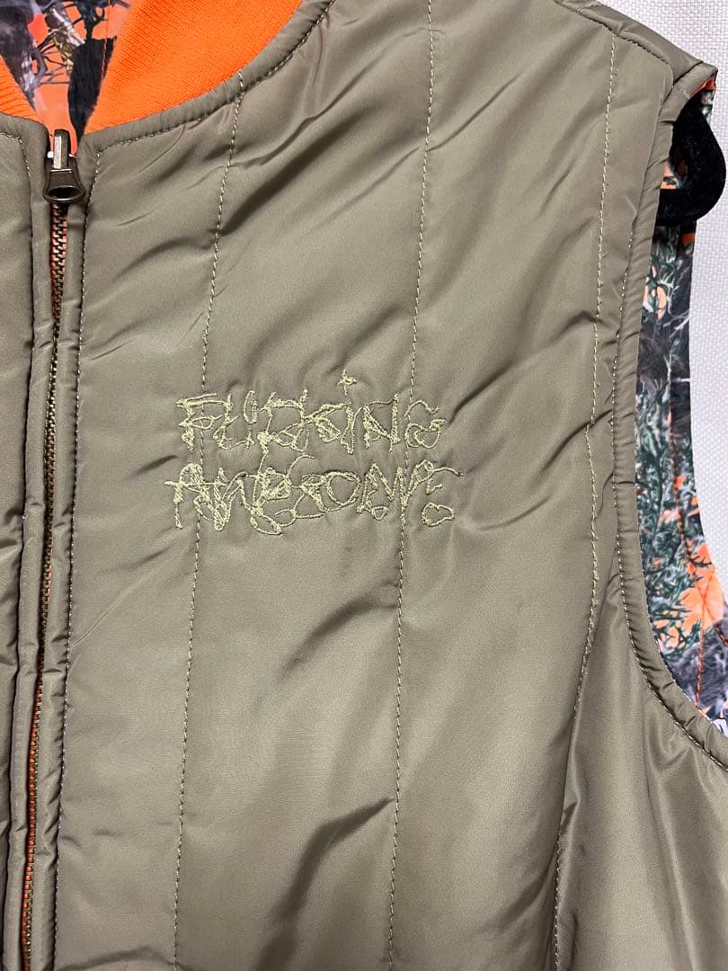 期間限定値下げ　Fucking Awesome リバーシブル中綿ベスト　L