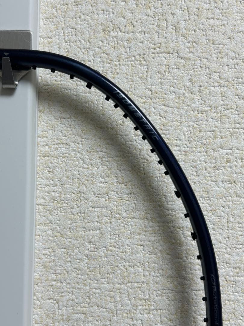 美品　ヨネックスアストロクス100ZZネビー