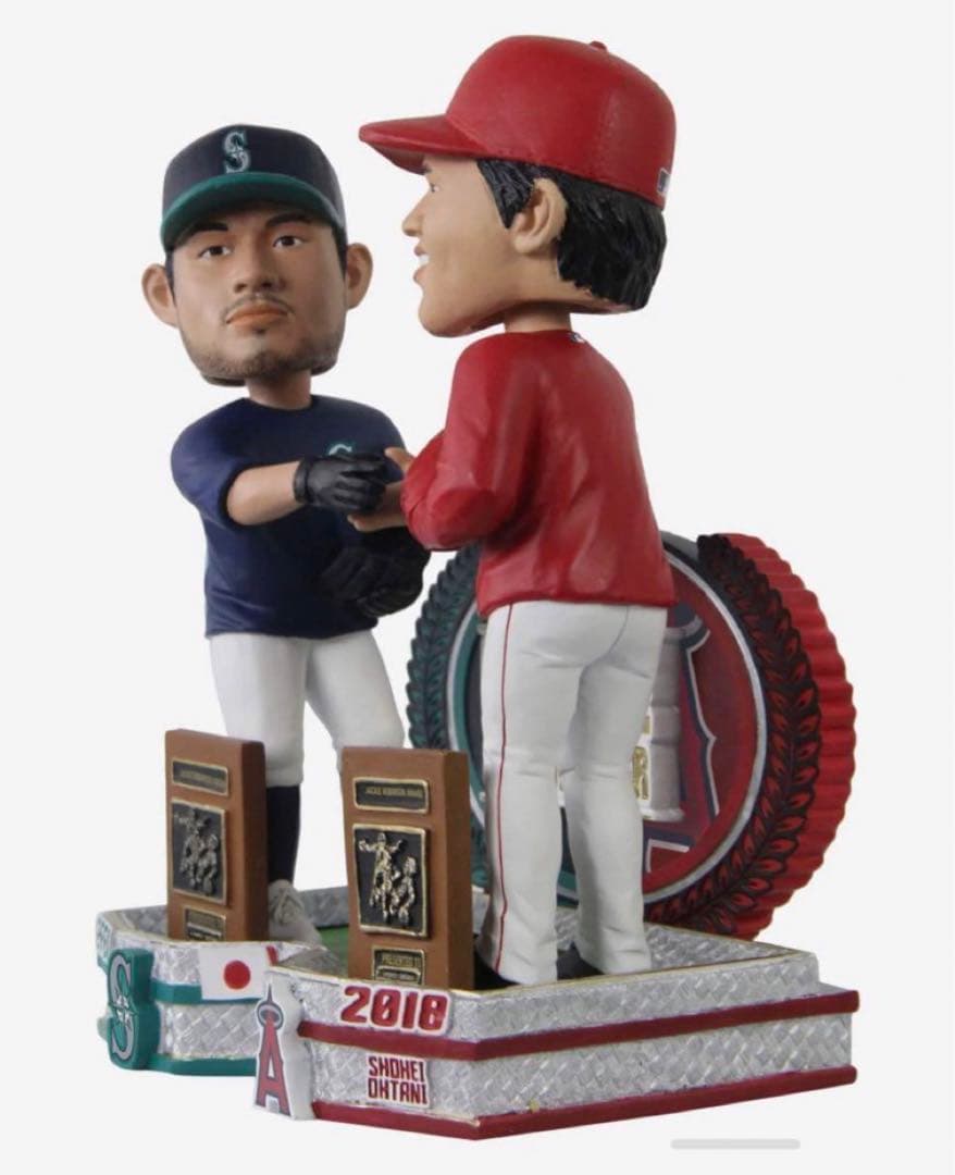 激レア世界223個限定！大谷翔平×イチロー ダブル バブルヘッド 首振り人形