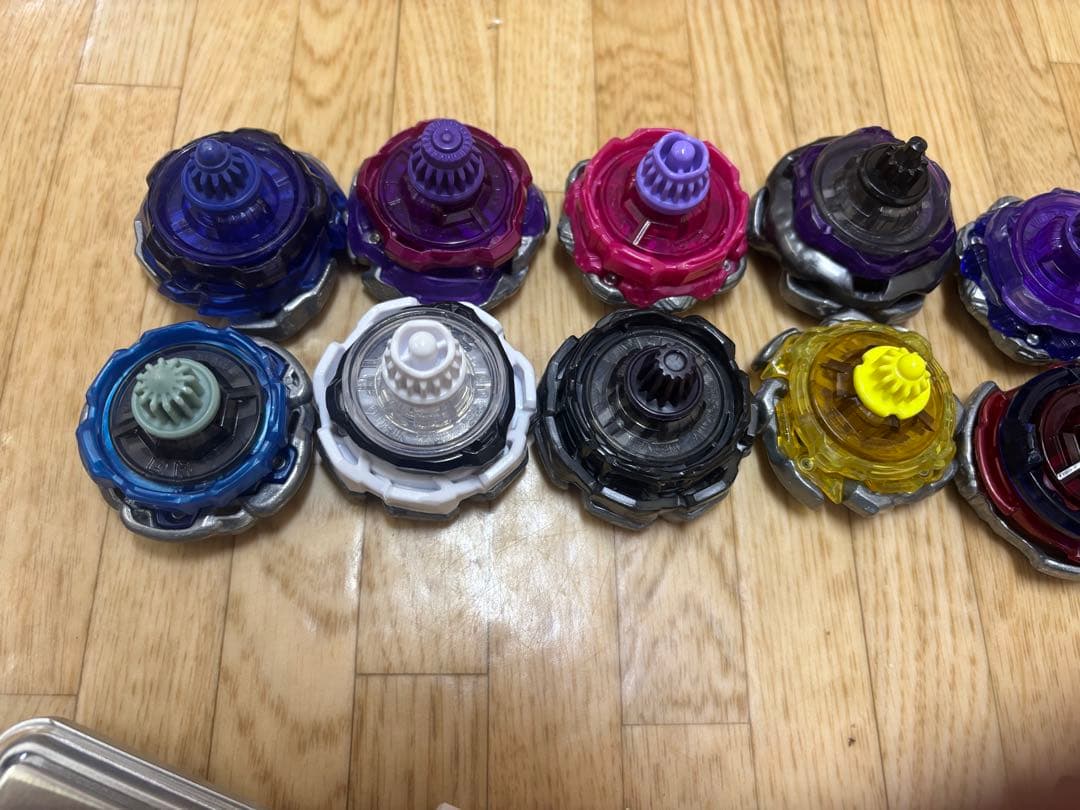 ベイブレードx 引退品